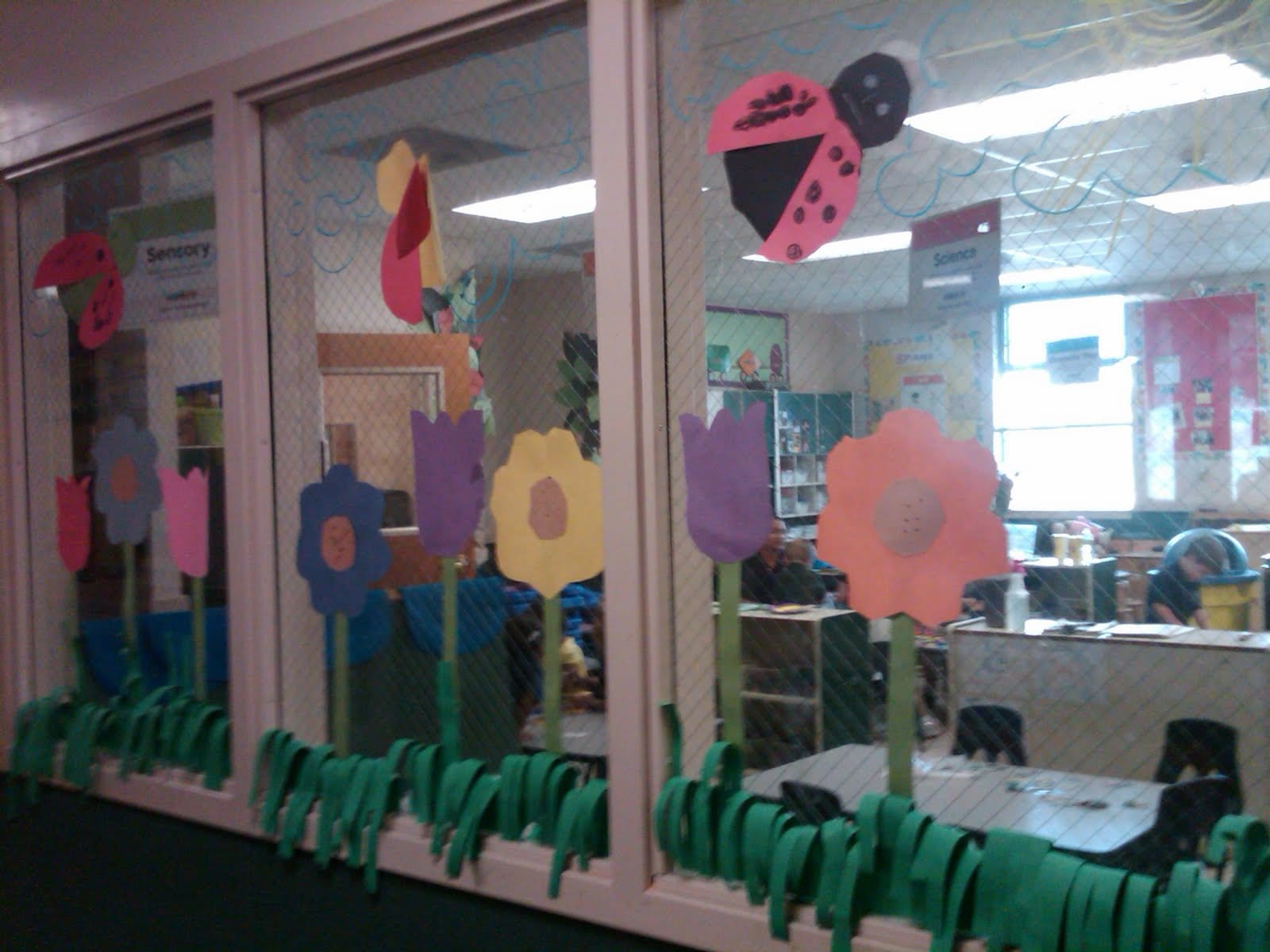 Window Decorations for National Teachers Appreciation Week